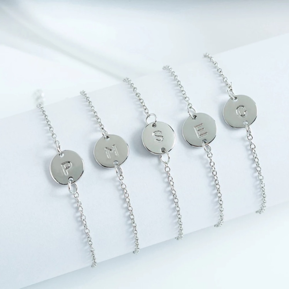 Minimalist Initial Letter Pendant Simple Bracelet - Picture 9 of 10